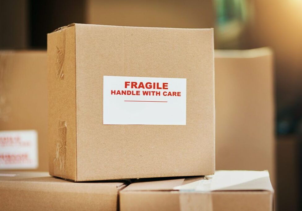 how to properly ship fragile goods to Dominican Republic